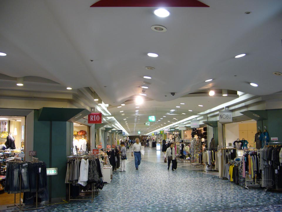 マリナード地下街