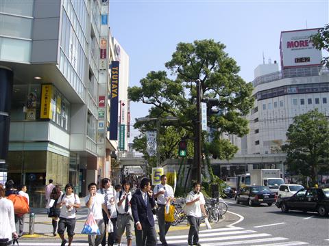 川崎駅前北交差点写真画像