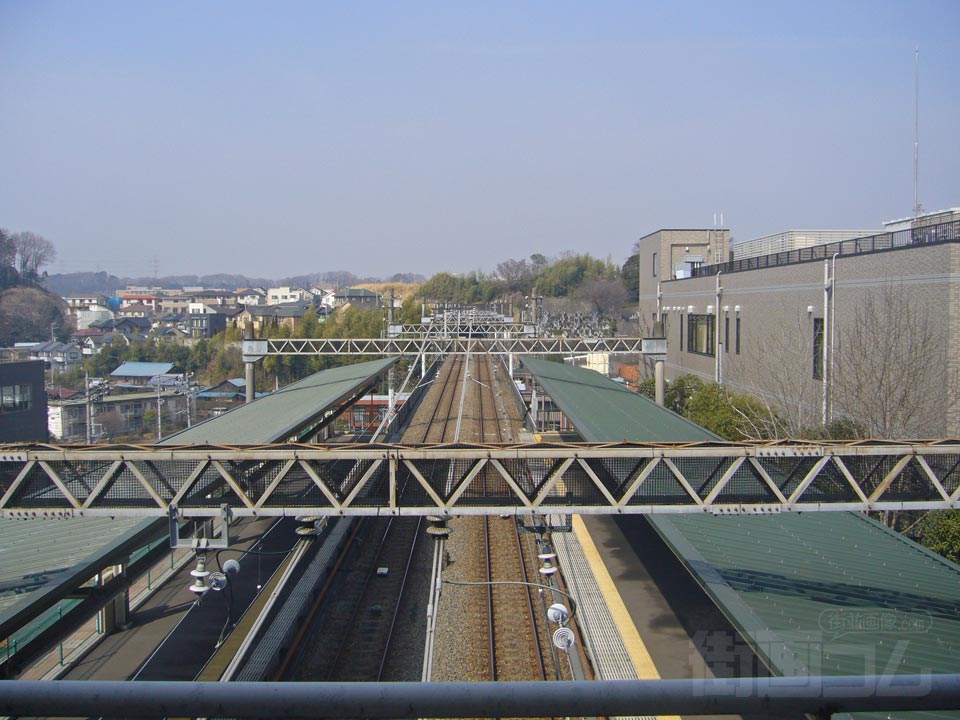 小田急黒川駅ホーム写真画像