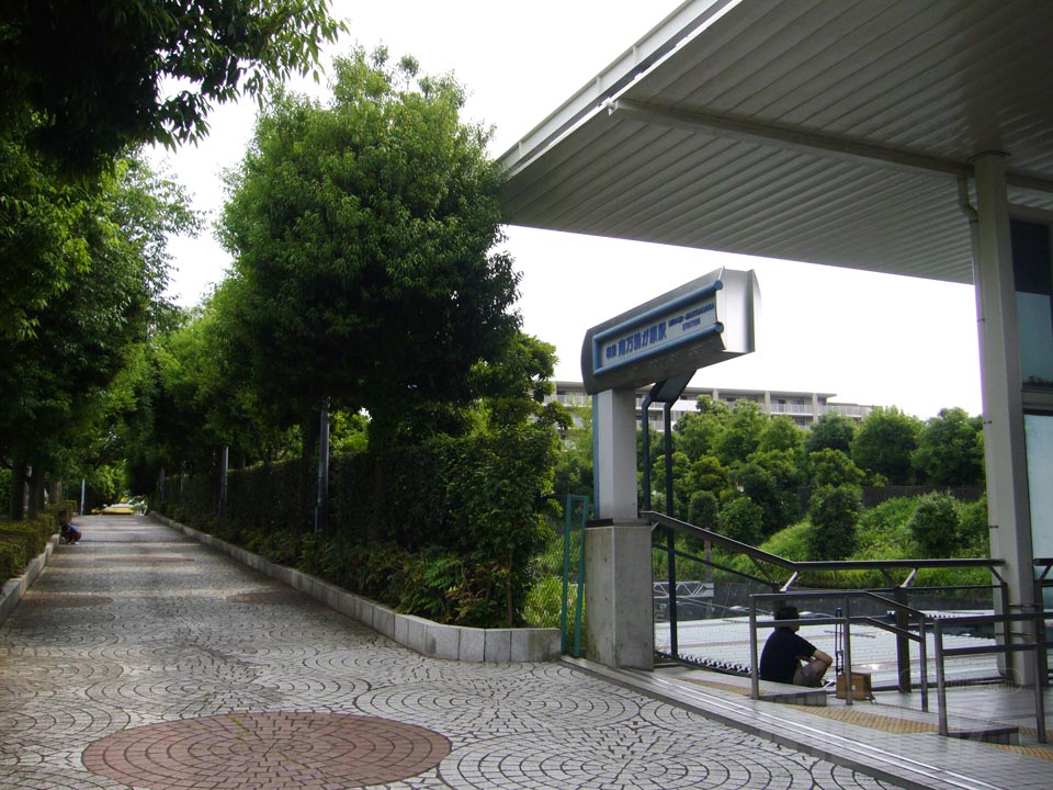 相鉄南万騎が原駅写真画像