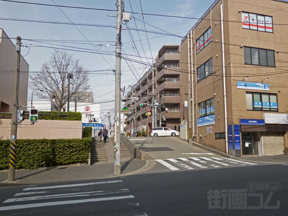 三ツ境駅北口交差点写真画像