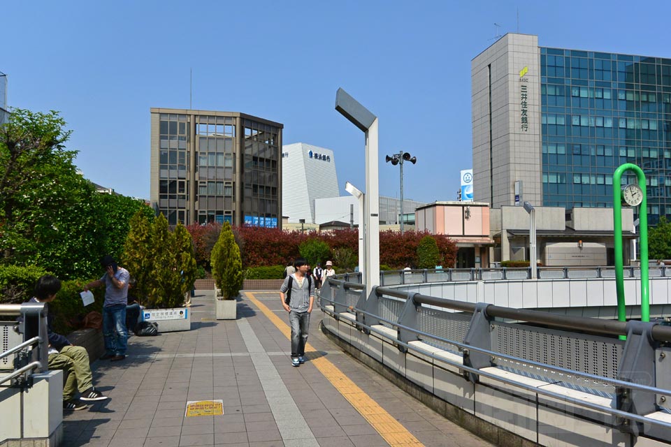 溝の口駅・武蔵溝ノ口駅前写真画像