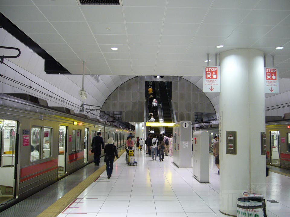 横浜高速鉄道元町・中華街駅写真画像