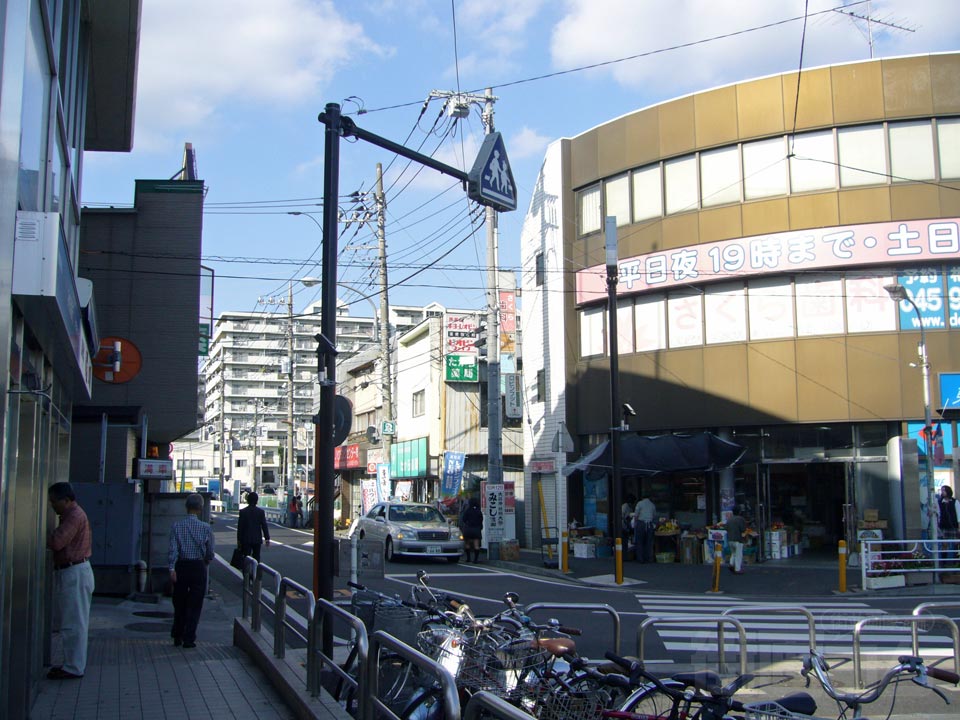 長津田駅北口