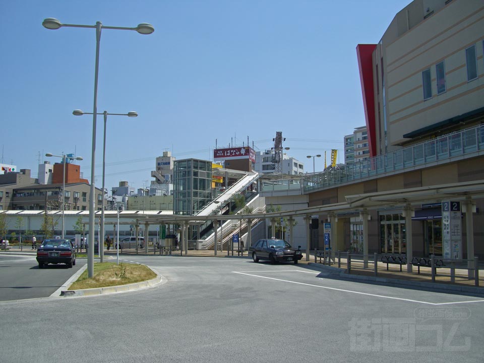 小田急相模原駅北口前