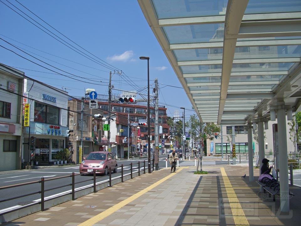 小田急相模原駅北口前