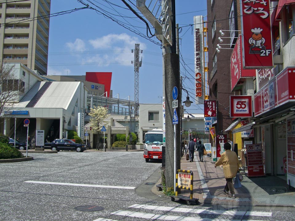 小田急相模原駅南口前