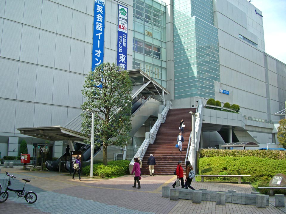 小田急相模大野駅南口写真画像