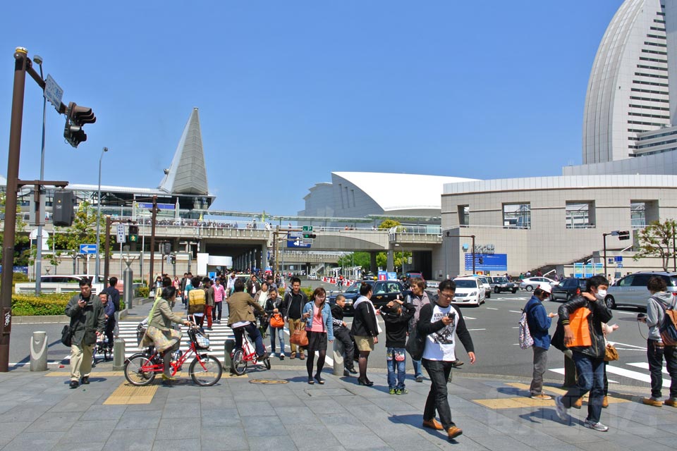 パシフィコ横浜前交差点