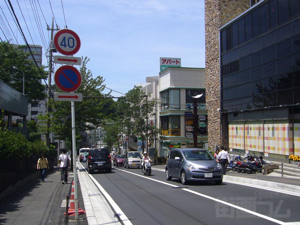 小田急新百合ヶ丘駅北口前写真画像