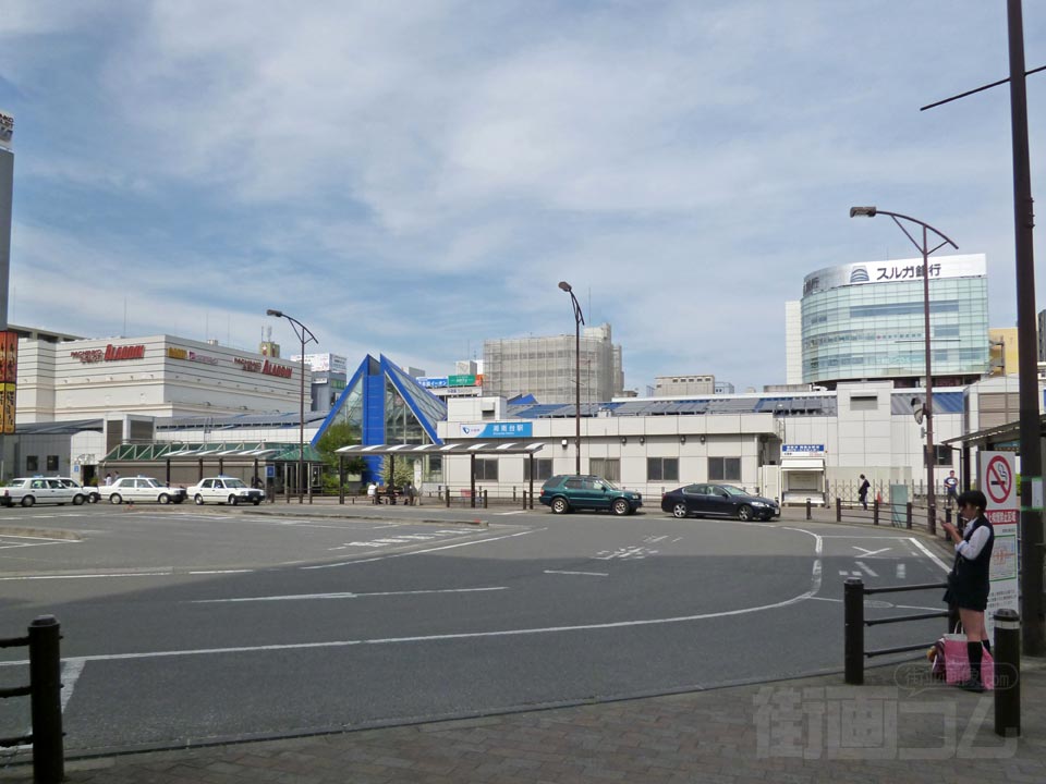 小田急・横浜市営地下鉄・相鉄湘南台駅前