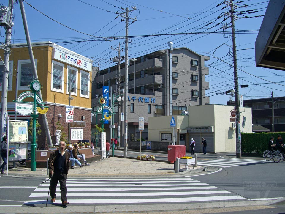 小田急相武台前駅南口前