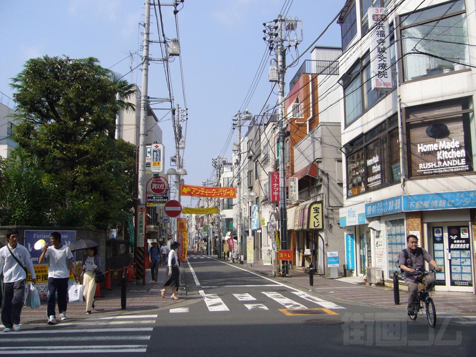シルクロード天王町駅前通り