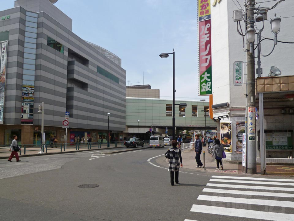 相鉄・小田急大和駅前