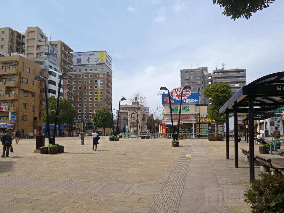 相鉄・小田急大和駅前