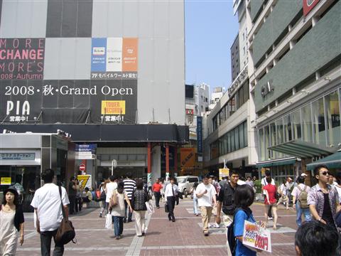 JR横浜駅西口写真画像