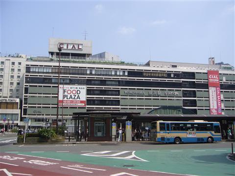 JR横浜駅西口写真画像