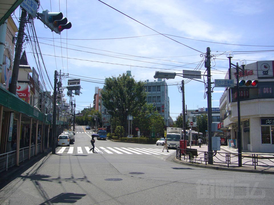 百合ヶ丘駅前交差点