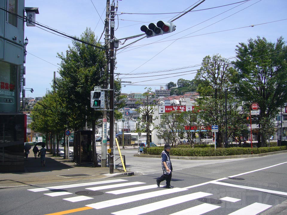 小田急百合ヶ丘駅南口前