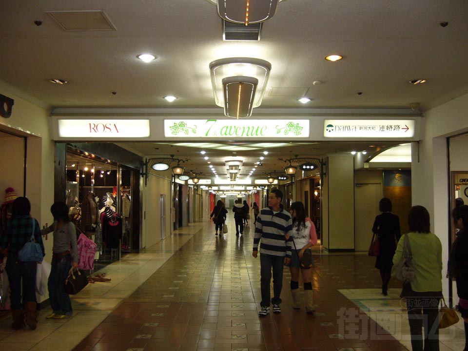 新潟地下街西堀ローサ