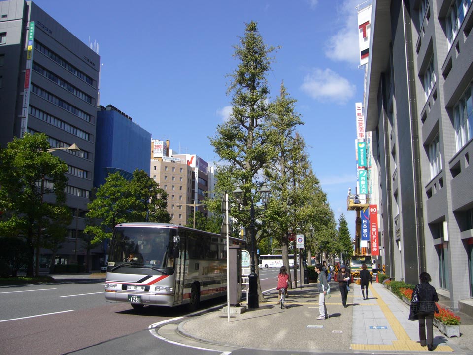 東大通り