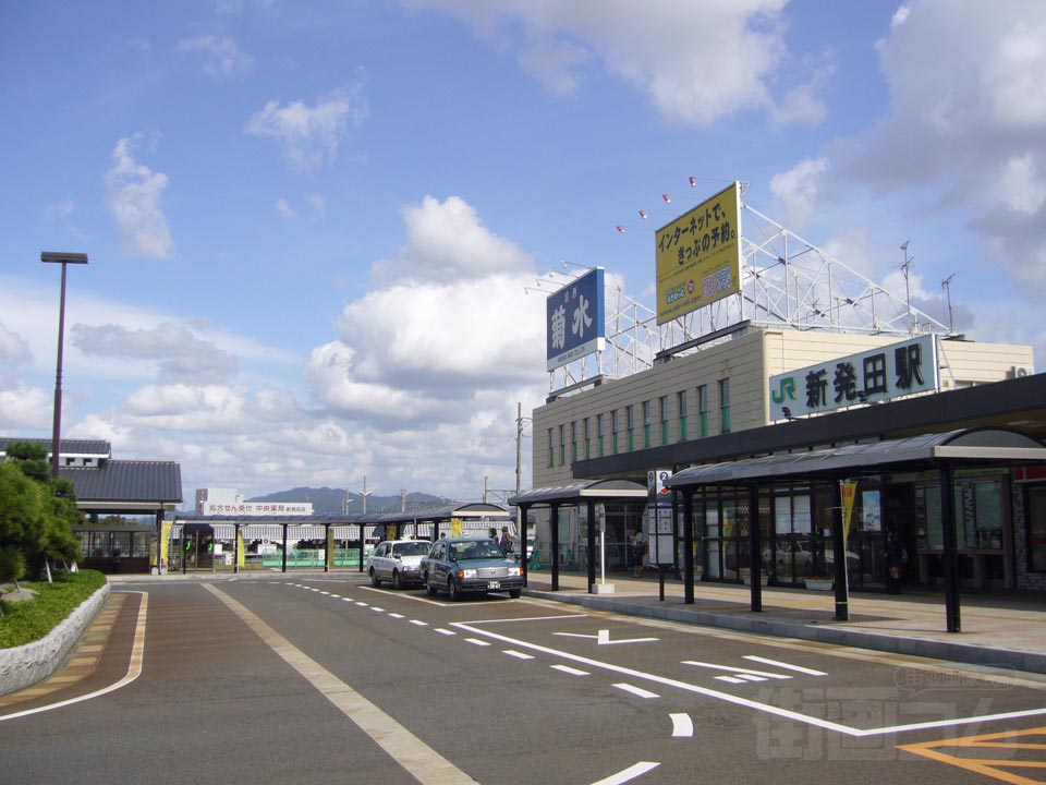 JR新発田駅前