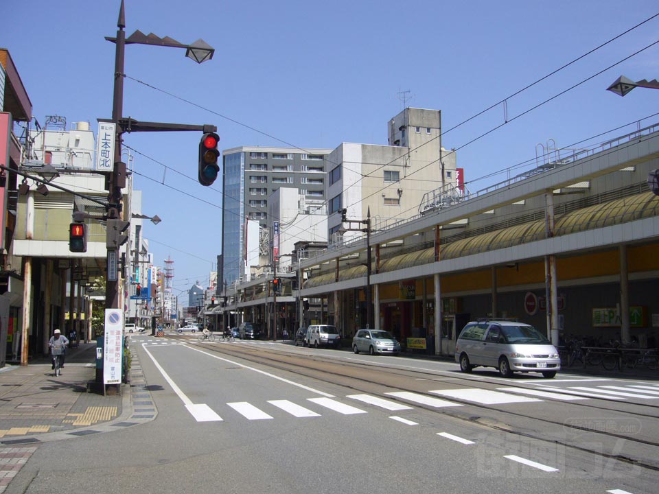 桜橋電車通り