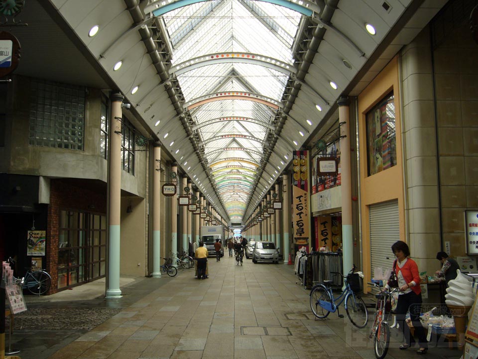 中央通り商店街さんぽーろ
