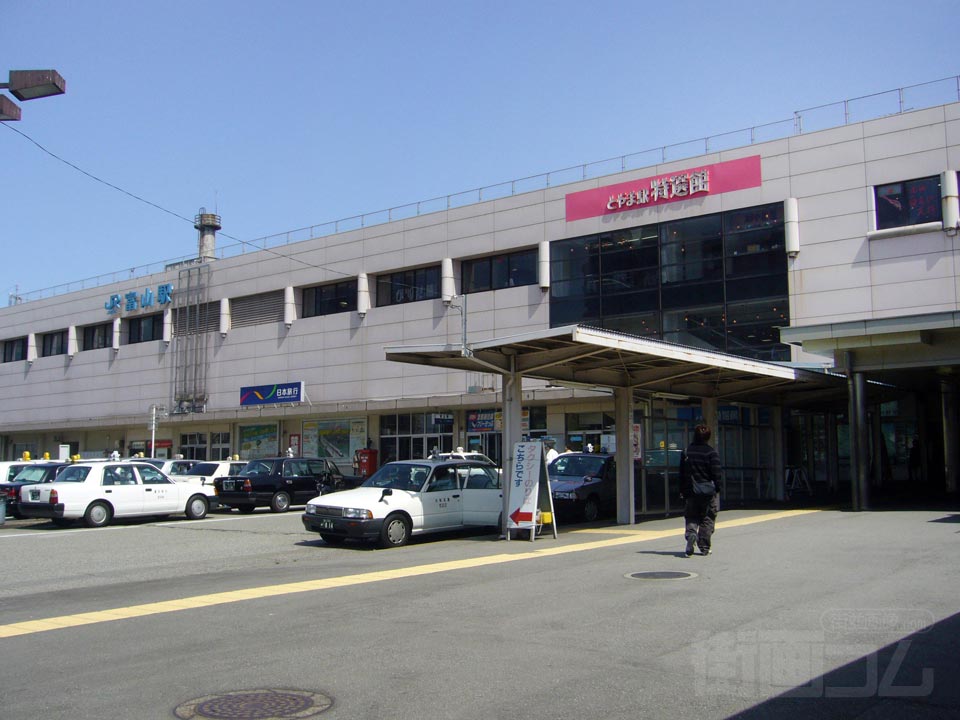 JR富山駅正面口