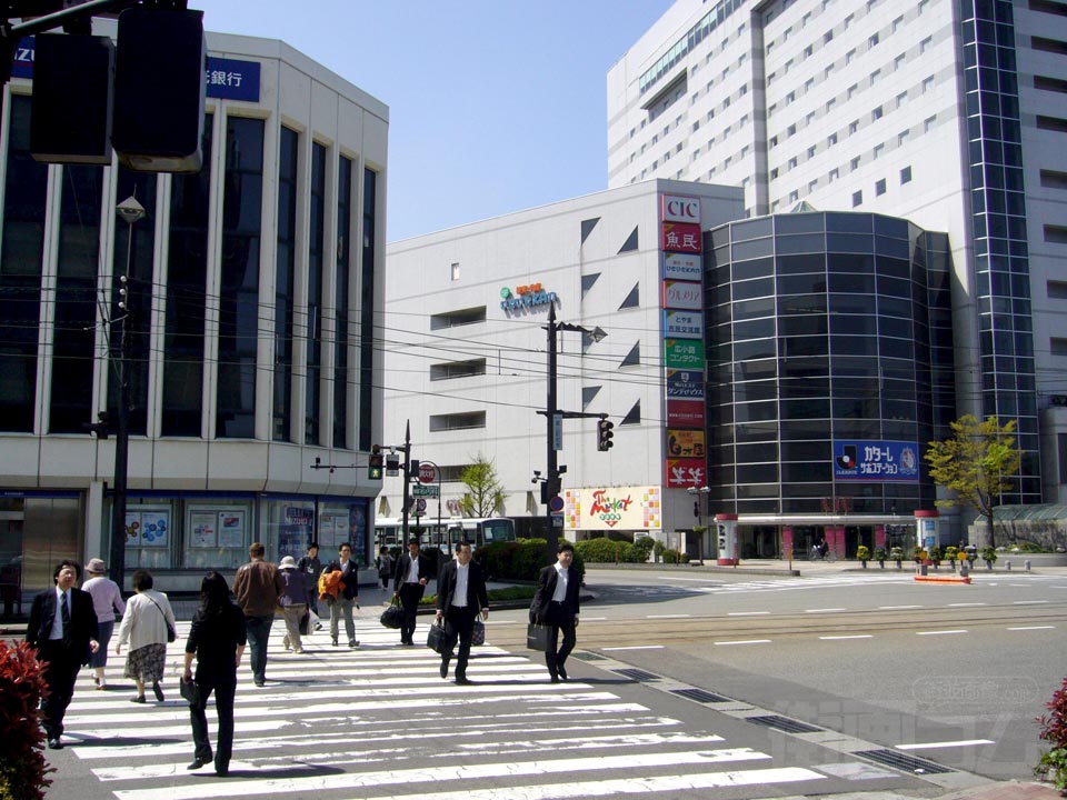 富山駅前東交差点