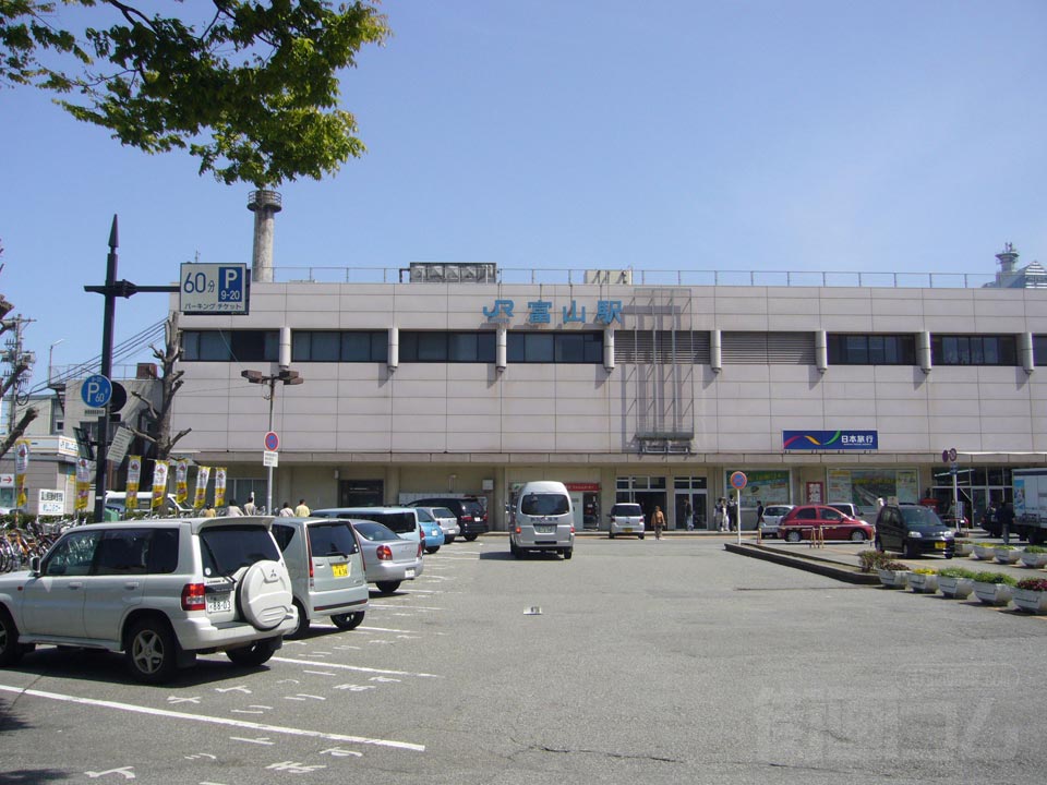 JR・電鉄富山駅前