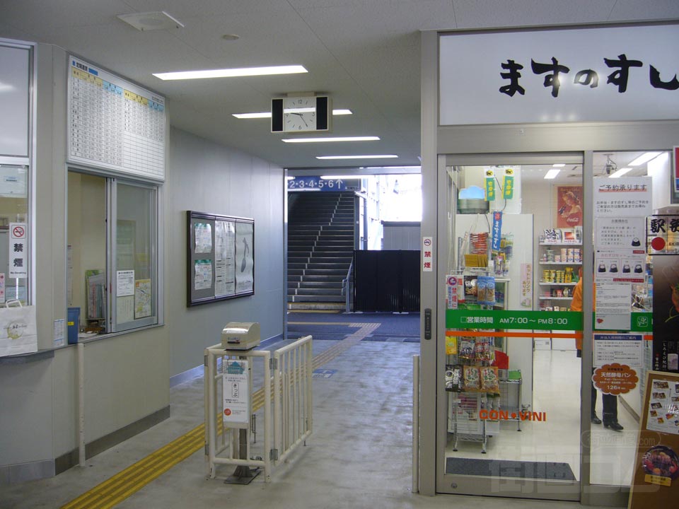 JR富山駅北改札口