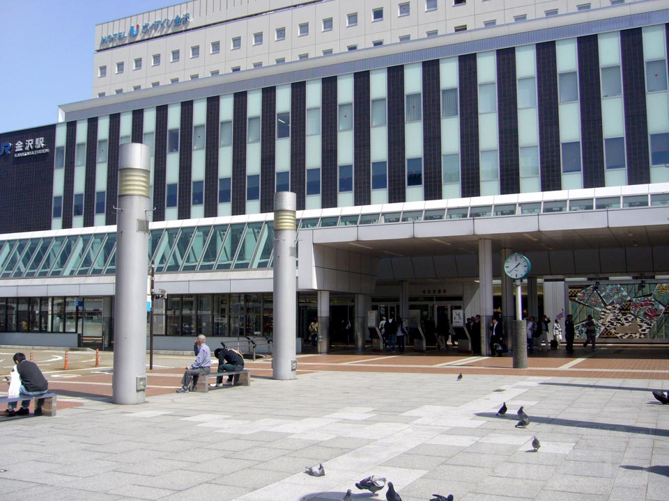 JR金沢駅西口