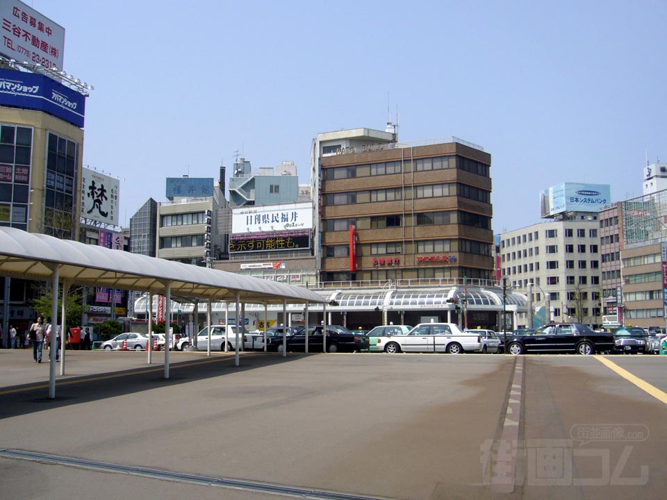JR福井駅西口前
