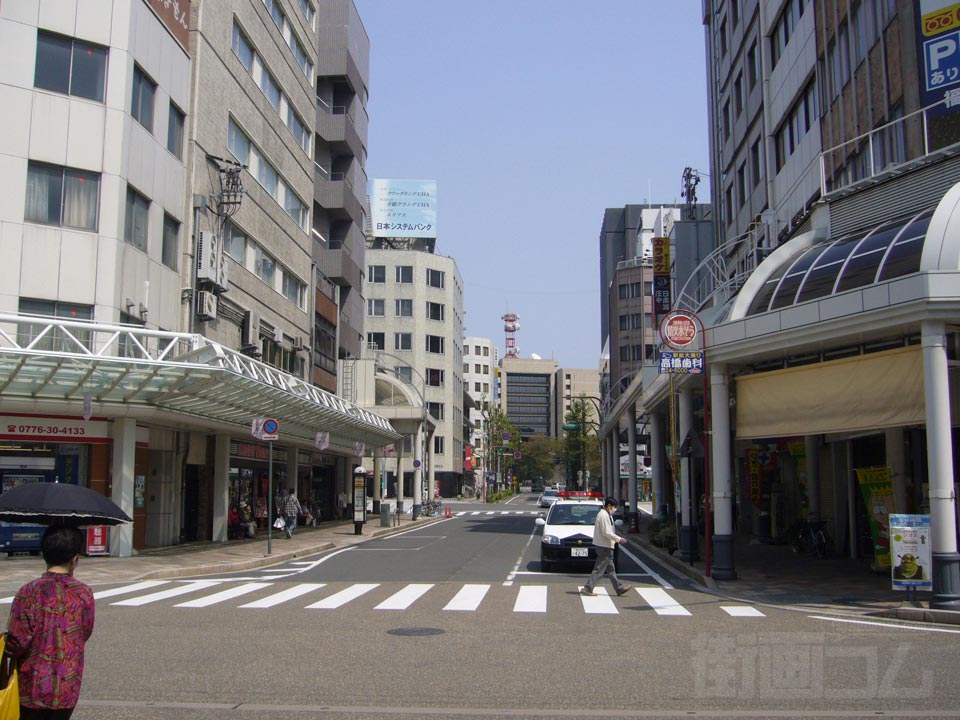 駅前商店街