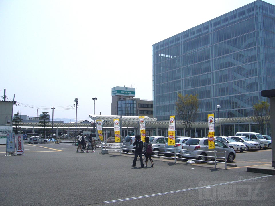 JR福井駅東口前