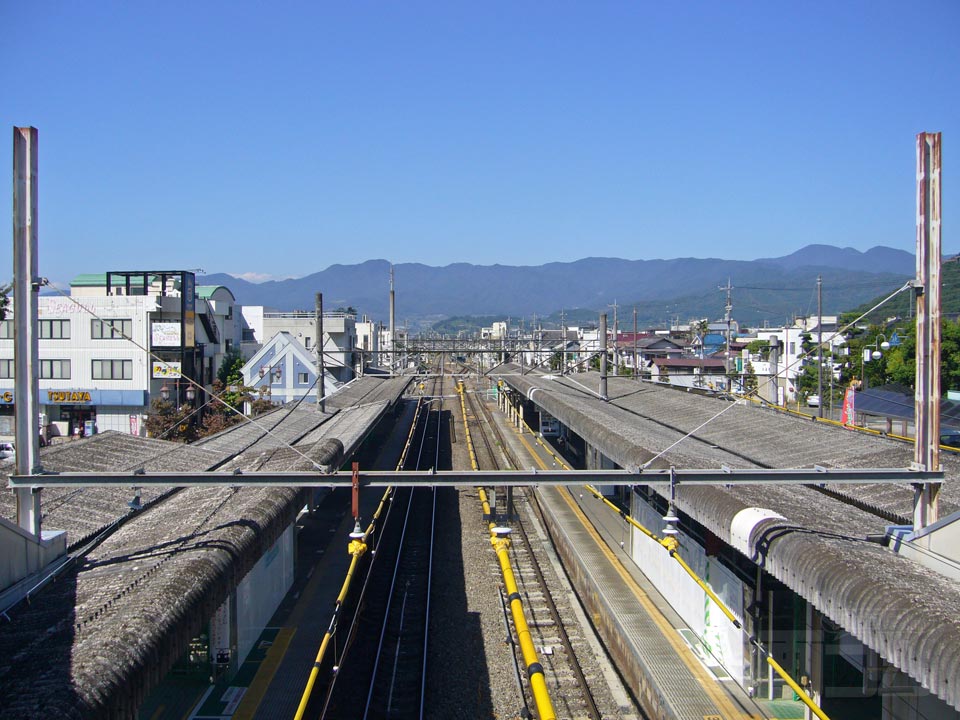 JR塩山駅ホーム