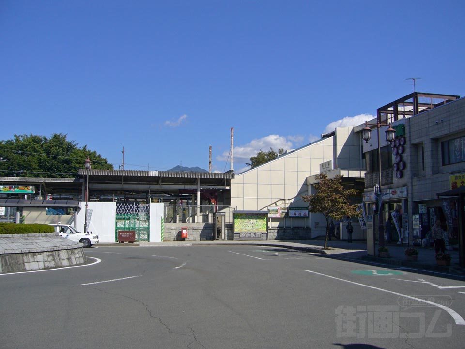 JR塩山駅南口前