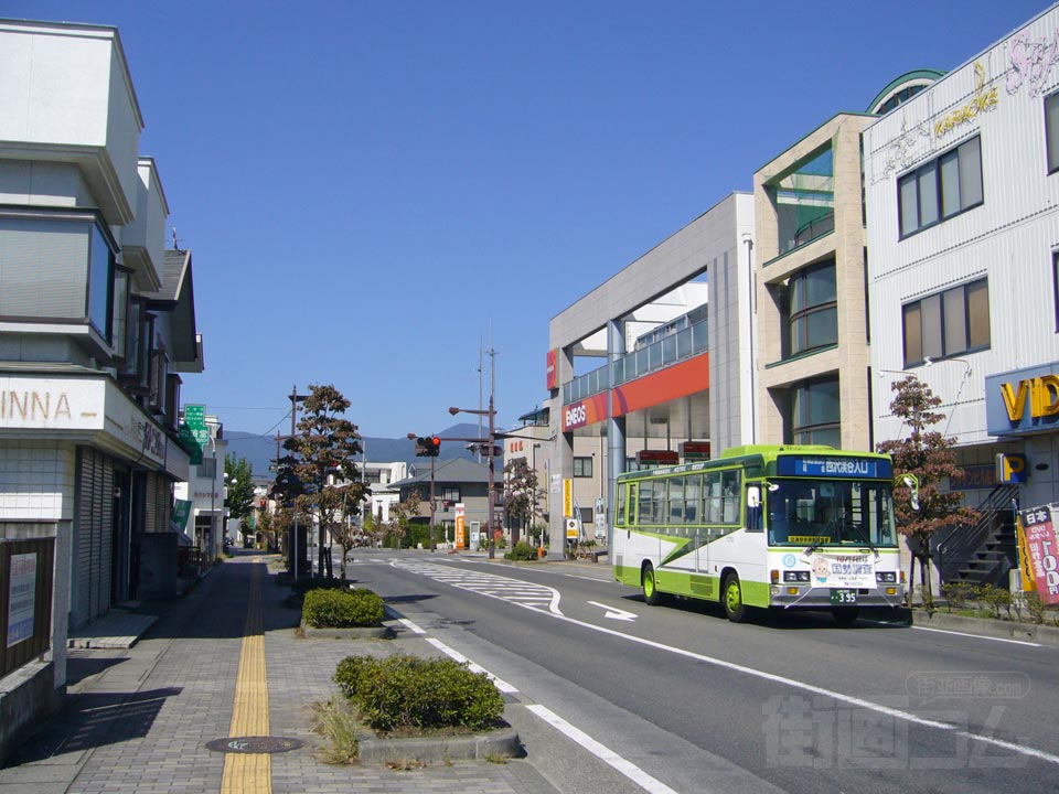 塩山駅前商店街