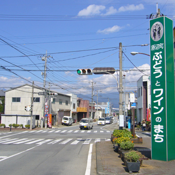 山梨県甲州市勝沼写真画像
