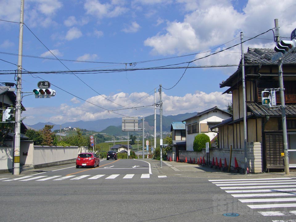 上町交差点写真画像