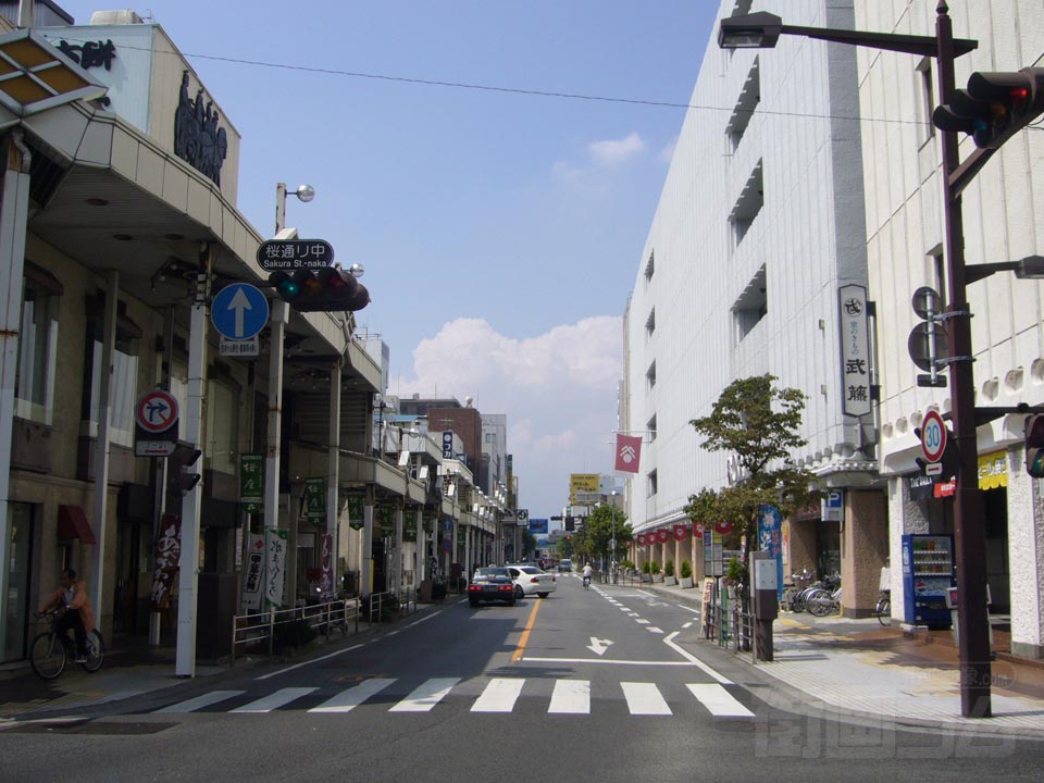 桜通り中交差点