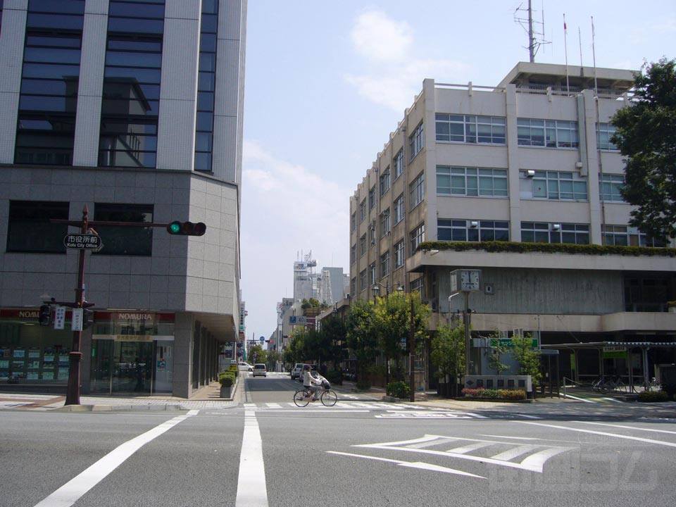 市役所前交差点