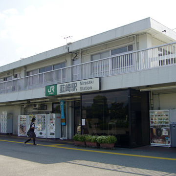 山梨県韮崎市韮崎駅前写真画像
