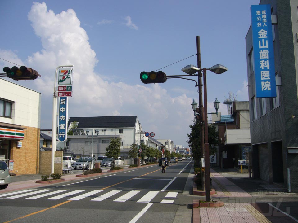 本町通り(旧甲州街道)写真画像