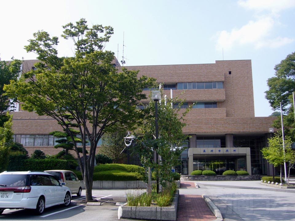 韮崎市役所写真画像