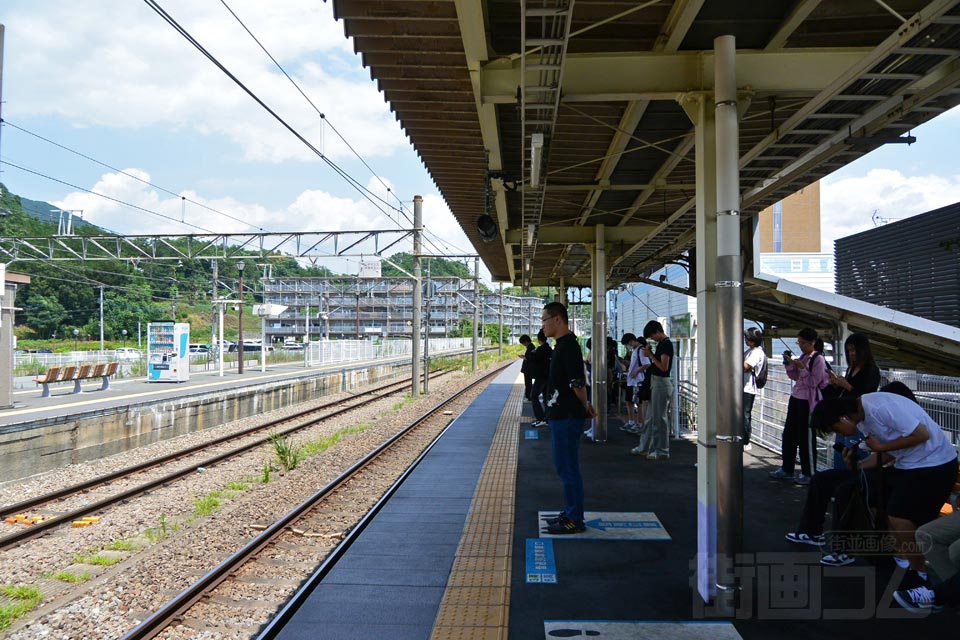 JR酒折駅ホーム(JR中央本線)