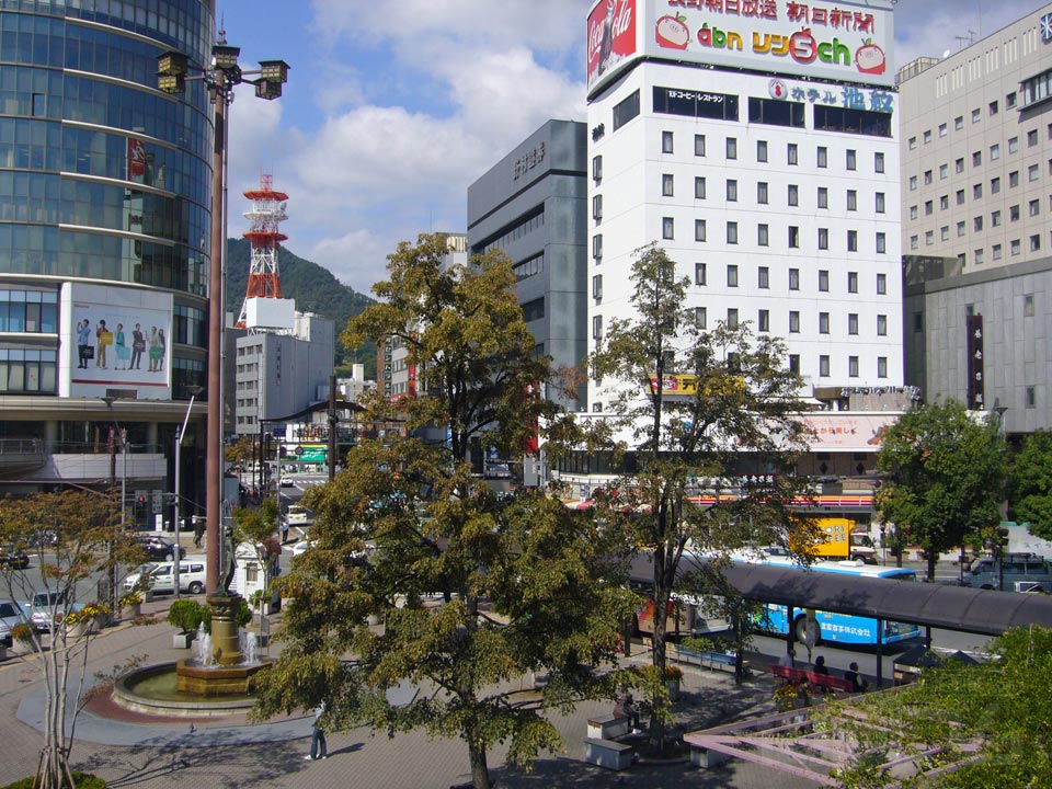 JR長野駅善光寺口前写真画像