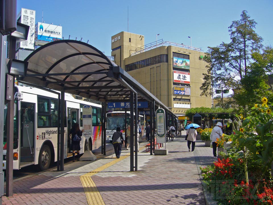 長野駅バス停写真画像