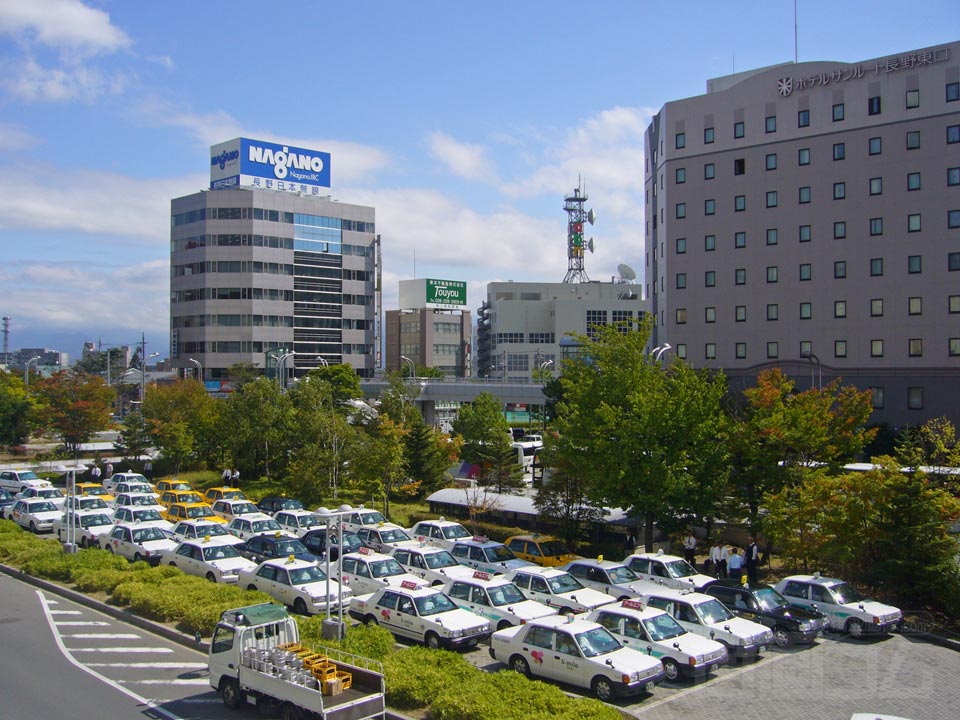 JR長野駅東口前写真画像